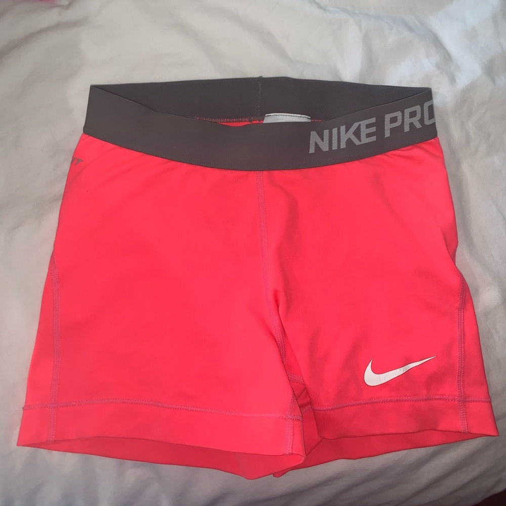 pink nike pros